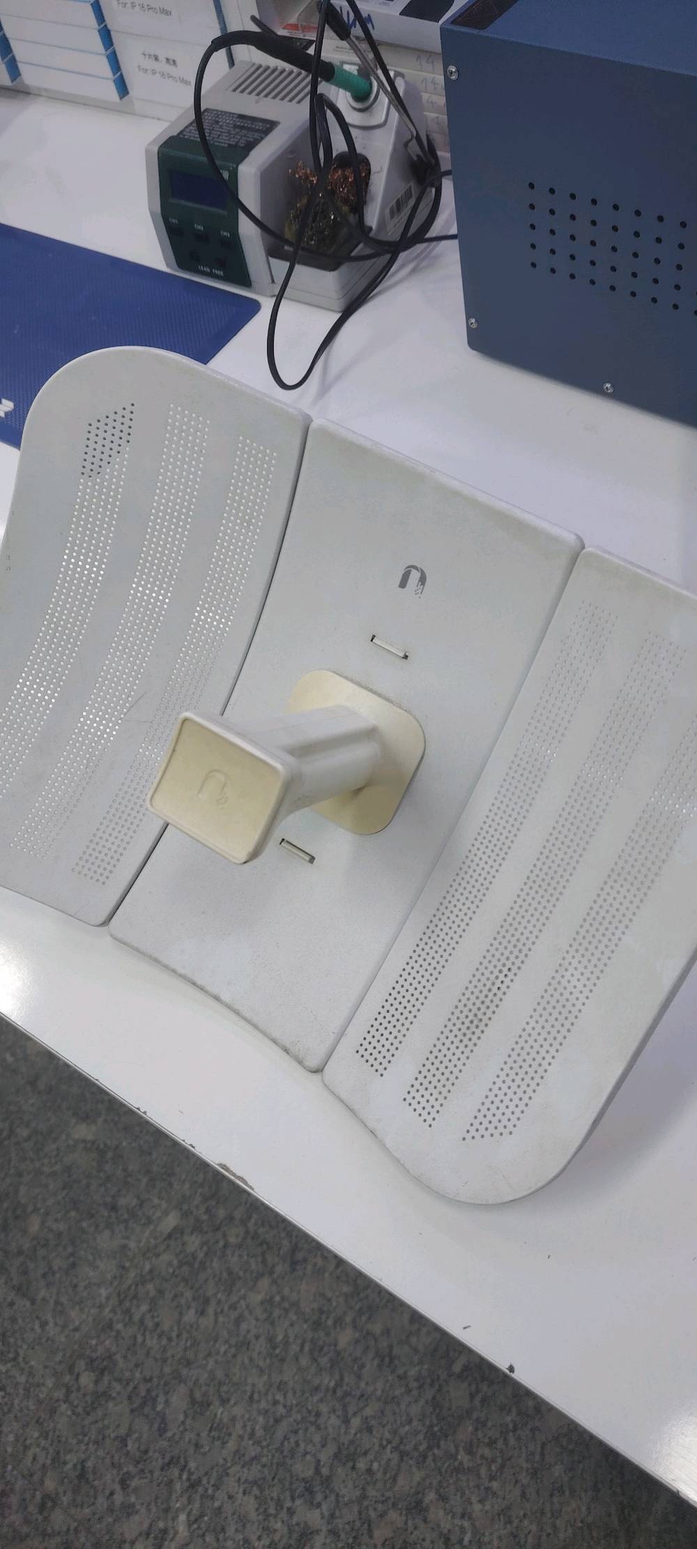 نانوا صحن  جديد مشتريه ٢٠٢٤ مستعمل هواي /شي قليل صراحه اريد ابيعه مستعجل عليه 