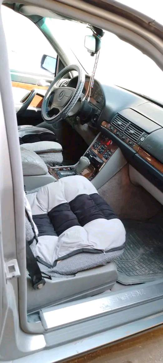 🖐️ السلام عليكم 🖐️
🇩🇪 مارسيدس : 👻 شبح (s300)
    موديل 1993
  (للبيع  او مراوس )
🇮🇶رقم  : بغداد الإنكليزي بأسمي 
       (هزة قبل يومين)
      (مكينة: وكير🕹️ )(مكفولات)
( مكينة 3000 فيفتي ام القبق الاسود )
        (6سلندر ) خير من الله 
   =سيارة جاهزة وين ما يعجبك تطلع =
🩸 مصبوغة الجمالية فقط🩸
🛠️ مكفولة من الضربة🛠️
⚡ كهربائيات شغاله 
💸 السعر: 68 وبيها مجال 💸
🏫( مكاني.)واسط : مركز مدينه 
📞 رقم صاحب السياره ☎️
د. محمد /***********/
(***********)فقط واتساب