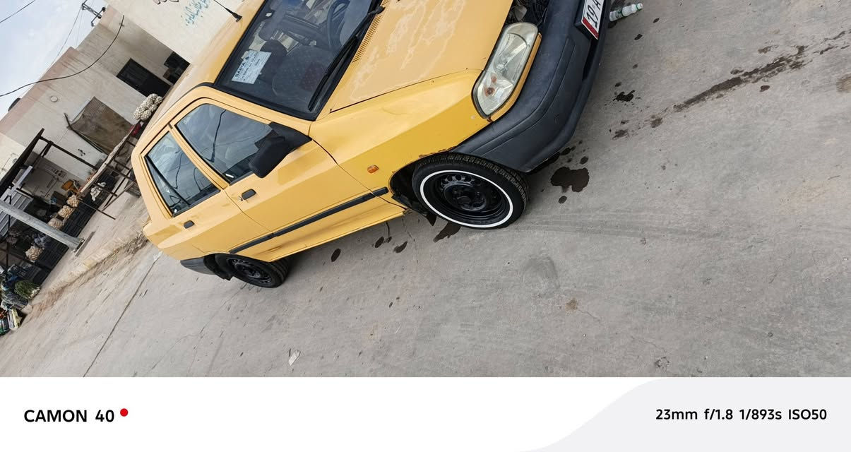 سايبه للبيع ٢٠١٥باب وجاملغ رقم نكليزي كير ومحرك مكفول تبريد شغال *********** ديوانيه حي العسكري الثالث
