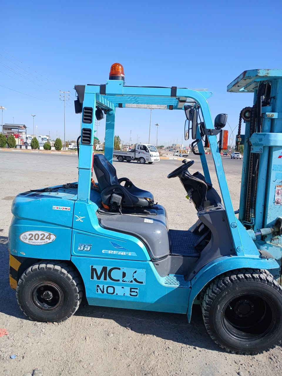 رافعه شوكيه مسيوبوشي 3ونص طن بانزين3سلايتات و 3حركات ***********
