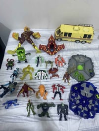 مجسمات بن تن • لعب