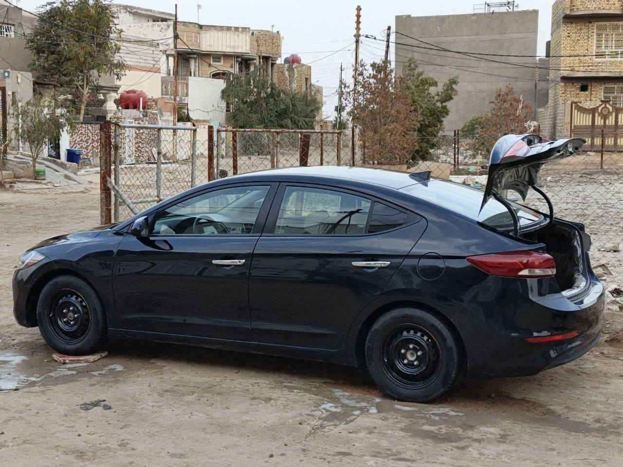 السلام عليكم سياره لنترا مديل 2017 بيه بنيد مبدل وبيه بارد قليل مكينه 2000 دوش ساره حلوه ونضيفه
مداور ثاني يوم مكان نجف
رقم دولي الرقم بي واتساب ***********
