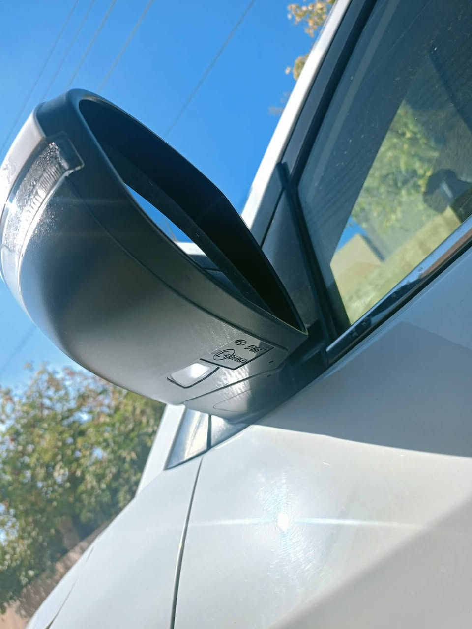 السلام عليكم 
توكسان 21خليجي 
محرك 2000مكفول 
رقم اربيل وكاله وتحويل 
جاهزه سياره مابيها نقص 
حادث 3قطع وتكمه تعمير 
‏‪0 781 069 7788‬‏
