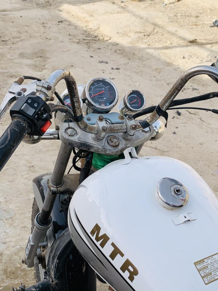 السلام عليكم ستوتة للبيع جاهزة كهربائيات كلها شغالة كشر شوف عينك نضيف تخم تايرات جدد صار سبوع من شادهن مكاني الديوانية سنية*********** اتصل وبيك خير ودلل
