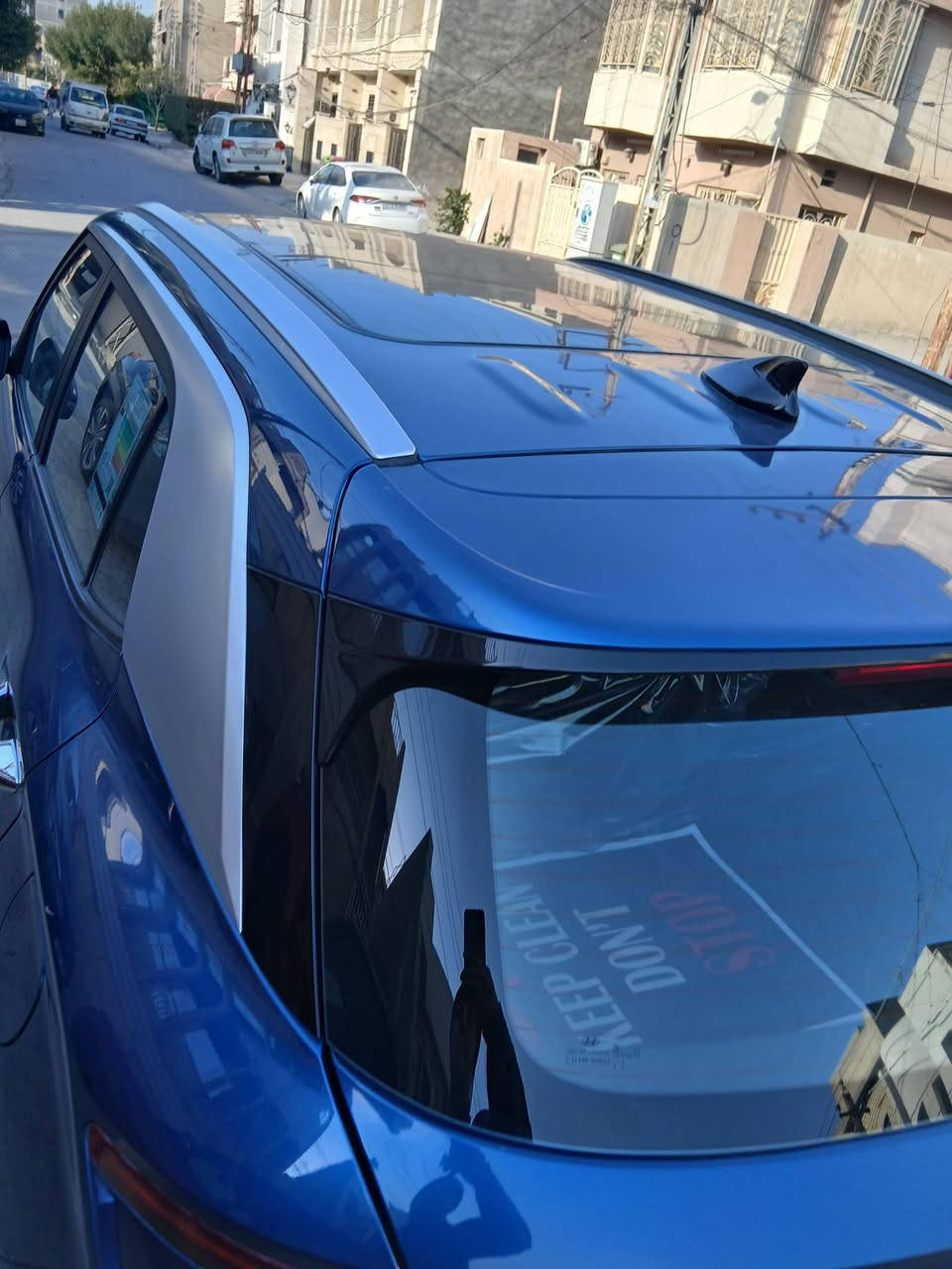 هونداي كرتا جديده  خليجيه ماشيا 20 الف موديل 2023 السياره مكفول كفاله كل السياره اخوان السياره على وظع الشركه جديده كلش فول مواصفات بنوراما بصمه تحكمات حساسات كامره خلفيه بصمه أبواب السياره حلوه رقم جديد هزه جديدة رايدها ١٥٥  ورقه وانشالله بيها مجال موجوده السياره في منطقة السيدية رقمي ***********
