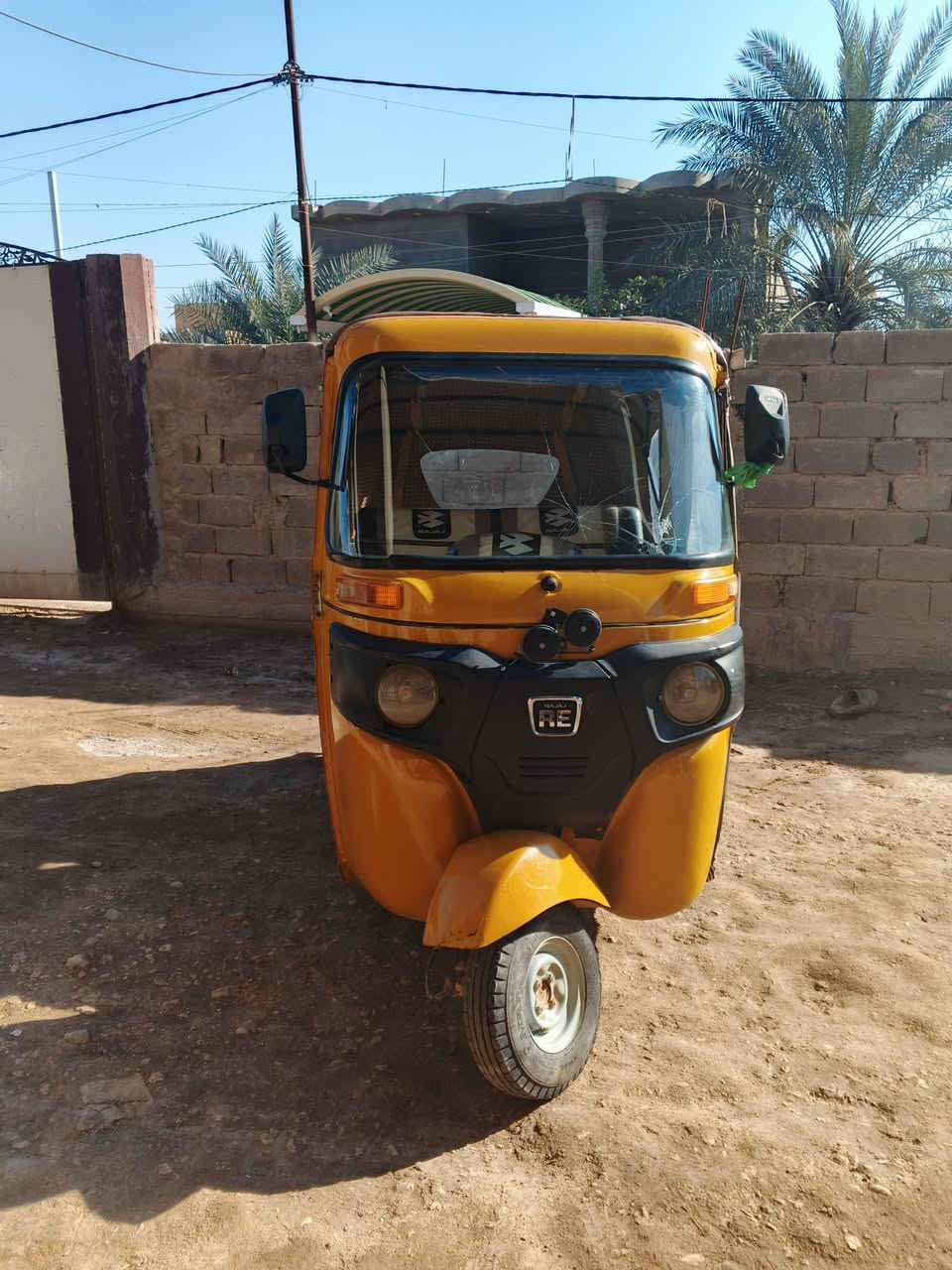 عمي سلام عليكم تكتك لبيع مديل 17لمو شراي ليتعبني بيع مستعجل اوراق صولي تصال عله رقم ***********
