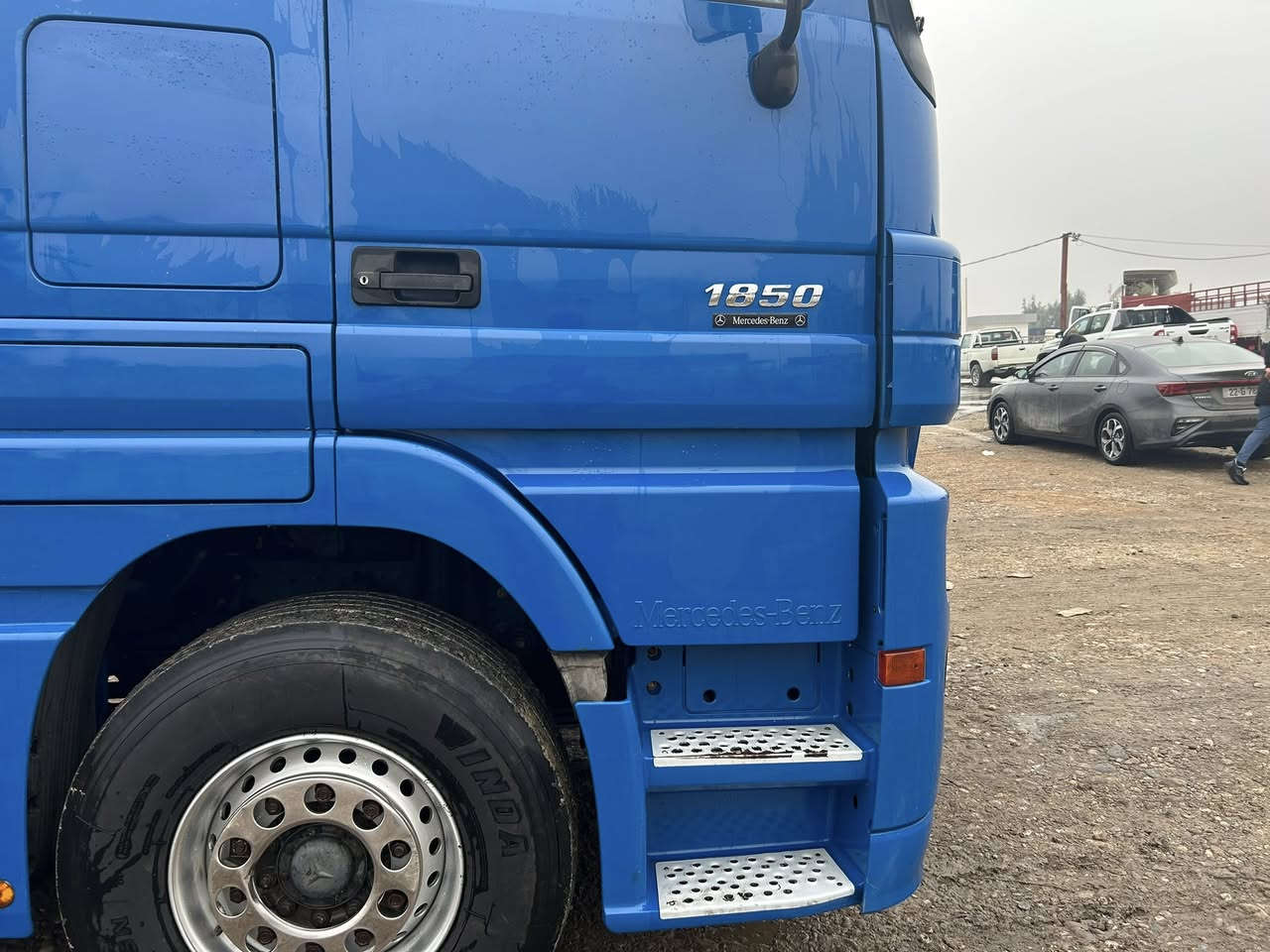 اكتروز ٢٠٠٤
الحجم 1850 V8 
تخم تاير جاهزة من جميع النواحي 
عربانة مربوطة طوناج ٤٧طن
السعر ٣٧٠$
العنوان واسط /الحفرية
للتفاصيل الاتصال بالرقم
***********
