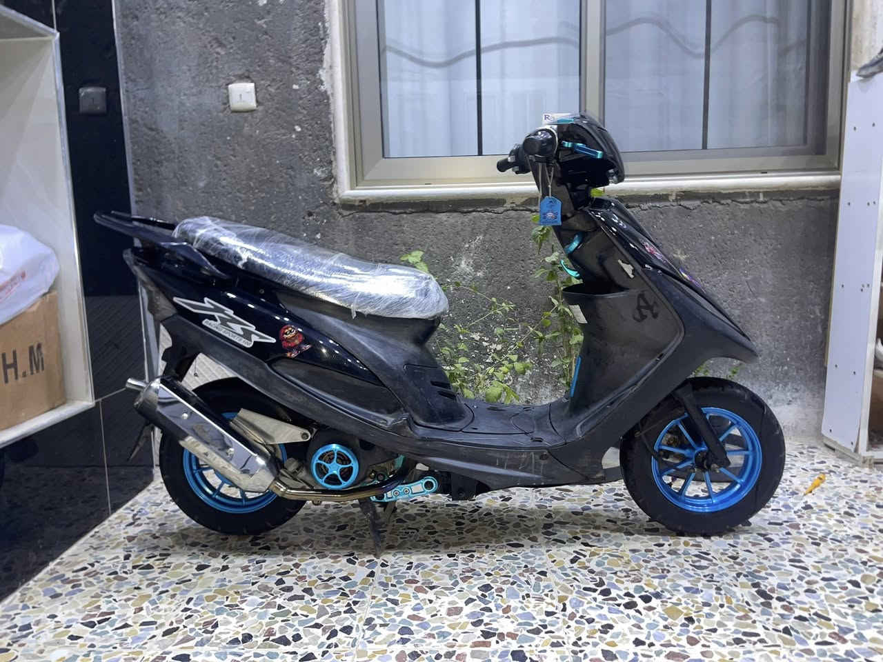 سلام عليكم دراجه ماكس عدله للبيع الدراجه بلاديه بيها تزويدات خارجيه بيها صالنصه صجميه +قبق فلاوين رياضي +وياله رياضي +مازده نفطيه 7 الوان +شيالرياضي +يدات بريك رياضي +سبايدر رياضي +قبق عمبار رياضي المكينه بلاديه مملعوب بيها قبق رقم شاصي قبق جوزه رياضي الدراجه خير من الله نكره سلف متعبك بيها منفيس الغراض البلاديه كلها موجوده سعرها منل نهايه 750 قفل  مكاني بغداد حي الخضراء رقمي *********** موجود واتساب بئي وقت
