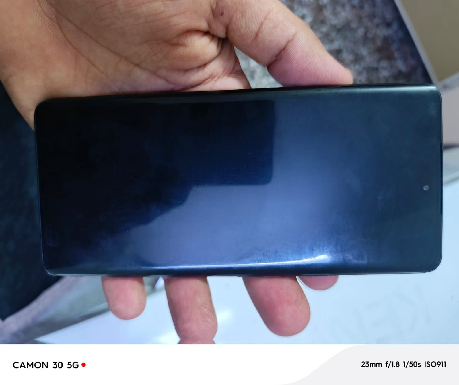 جهاز  HONOR X9c مادخل تصليح
مامفتوح نظيف ذاكرته 256 

الذكره العشوايه 12
Snapdragon 6 Gen 1
المعالج المركزي

شاشة بتقنية حماية البصر من Honor
٢٧٠٠ x ١٢٢٤
بطارية السيليكون والكربون
6600 mAh
جهاز ضد الماء  
الجهاز اصلي ليس كوبي 
بدون ملحقات فقط الجهاز السعره 300 الف العنوان الزعفرانيه  رجاء لاماشتري لا يعلق


**إذا كنت صاحب هذا الإعلان وتريد حذفه لأي سبب، رجاءا أرسل رسالة إلى الدعم الفني**