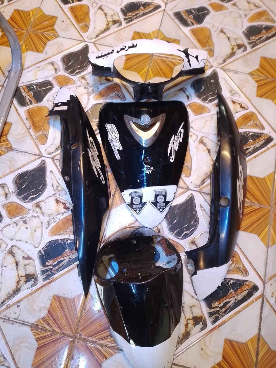 كفرات ماكس منغولي الاسود بلاد ب٤٠ الف والسمائي تجاري جديد ب٣٠ الف سماوة القشله 
***********
