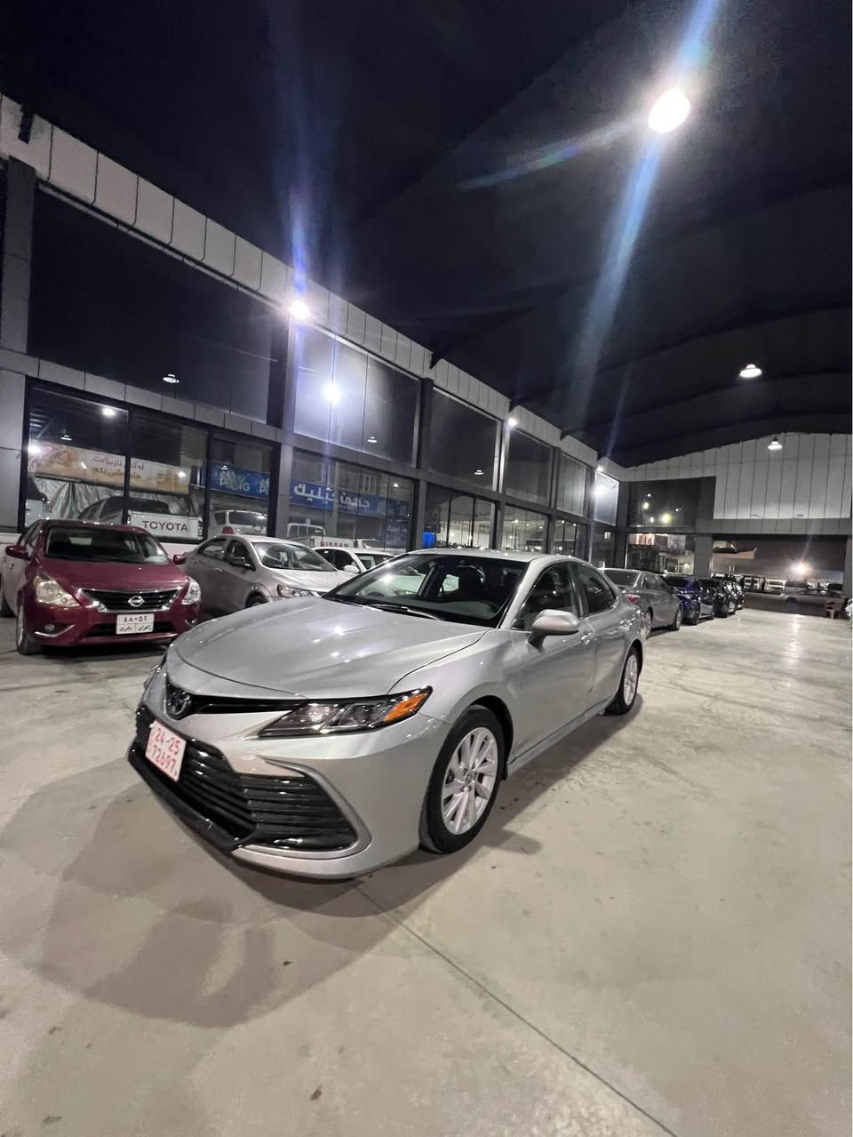 كامري موديل ٢٠٢٤  مواصفات Le
سياره منفيس تترقم شمالي 
كير ومحرك وتبريد بشرط 
ماشيه ٢٥ الف فقط
رقم شاصي موجوده مع ص
ثلاث قطع صبغ يعني جاملوغ يم
سايق وباب سايق وباب الي ورا سايق
سياره بيها رصعه بالدكمه 
وداخل باب سايق بيها رصعه ها ملاحظات
بجم كبس بجم وبدن ولغود وشواصي
كلها شرط وضع شريكه 
ايرباك فقط برده 
مكانها دهوك 
سعرها ١٨٥ ورقه 
*********** بيها واتس دهوك, العراق
