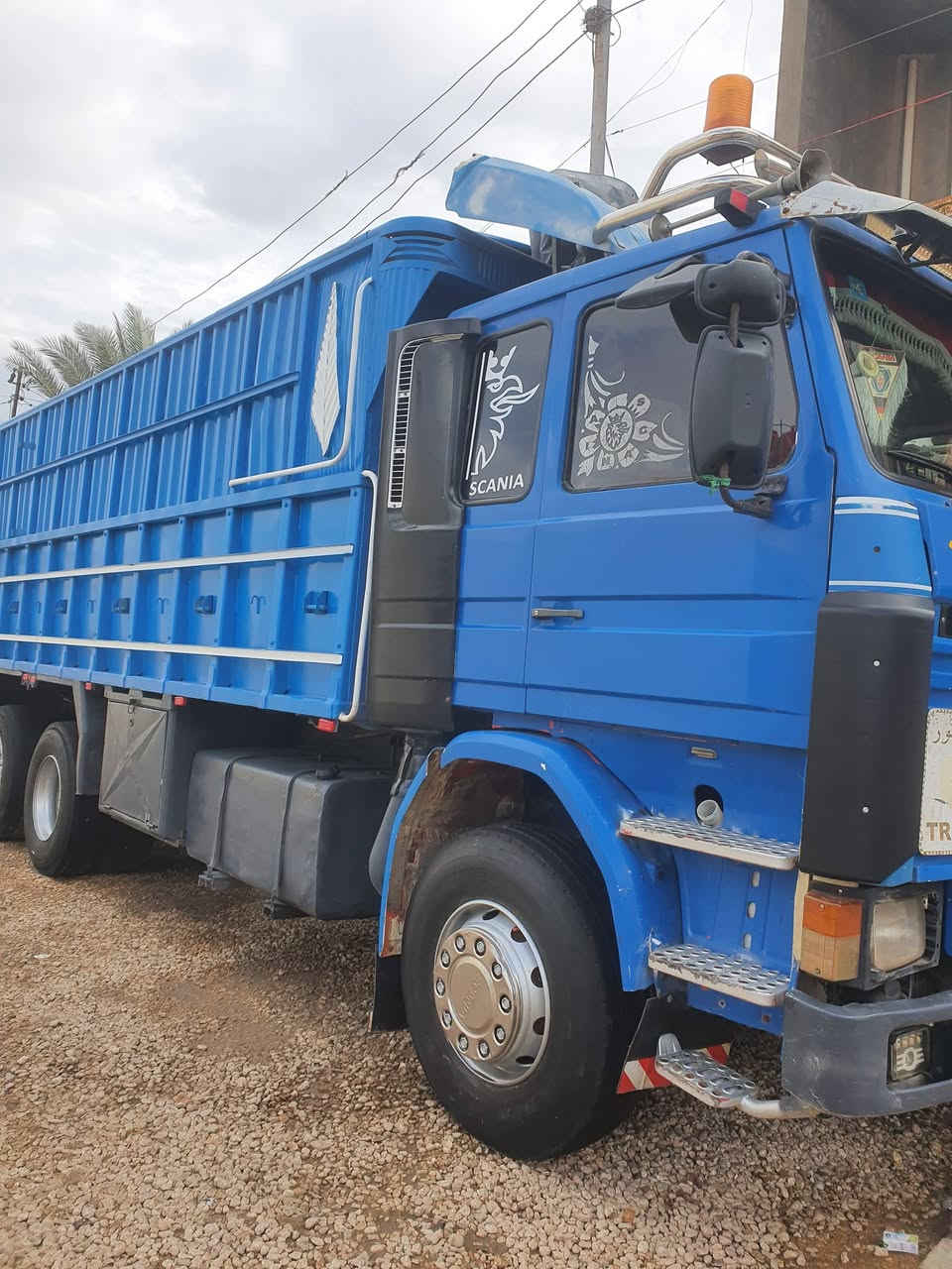 السلام عليكم سكانيه 142/ 1989 مشلح سياره جاهزه من كلشي فقط مكينه تبخر ولباقي مكفول دشبول عدل كير ٥/٥ مكينه 8 رقم انبار انكليزي تحويل مباشر مكان حله ابو غرق معلومات أكثر اتصل وخادمك ***********السعر ١٧٠ وبيها مجال للشراي
