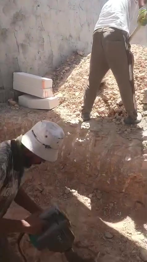 السلام عليكم
كادر تفليش تكشير تصعد وتنزيل المواد حفر دفن تنضيف فرش السبيس وحدله صب الارضيات وقلع الكاشي

***********

واتساب
