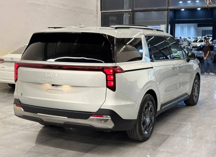 كيا كرنفال 2025 سيارة عائلية 
فول مواصفات SX
السيارة رقم اربيل جديد وجاهز 
الحالة:
ماشية 13 ألف ميل
بدون صبغ
السيارة جديدة جداً ونظيفة
حادث خفيف: إيرباك برد + جامرلغ السكن امامي مبدل (بلادي نفس اللون)
المواصفات:
كشنات خزن
سماعات ماركة
شاشة كبيرة
تدفئة وتبريد كشنات
دبل فتحة بانوراما
هاند بريك كهربائي
بصمة أبواب
وغيرها هواي مواصفات
المكان : بغداد 

للاستفسار: ***********
🔴 السعر 💵 علق يوصلك السعر 📮
#سيارات #العراق #Iraq_cars #بيع_وشراء_السيارات #Iraq_cars_kd
