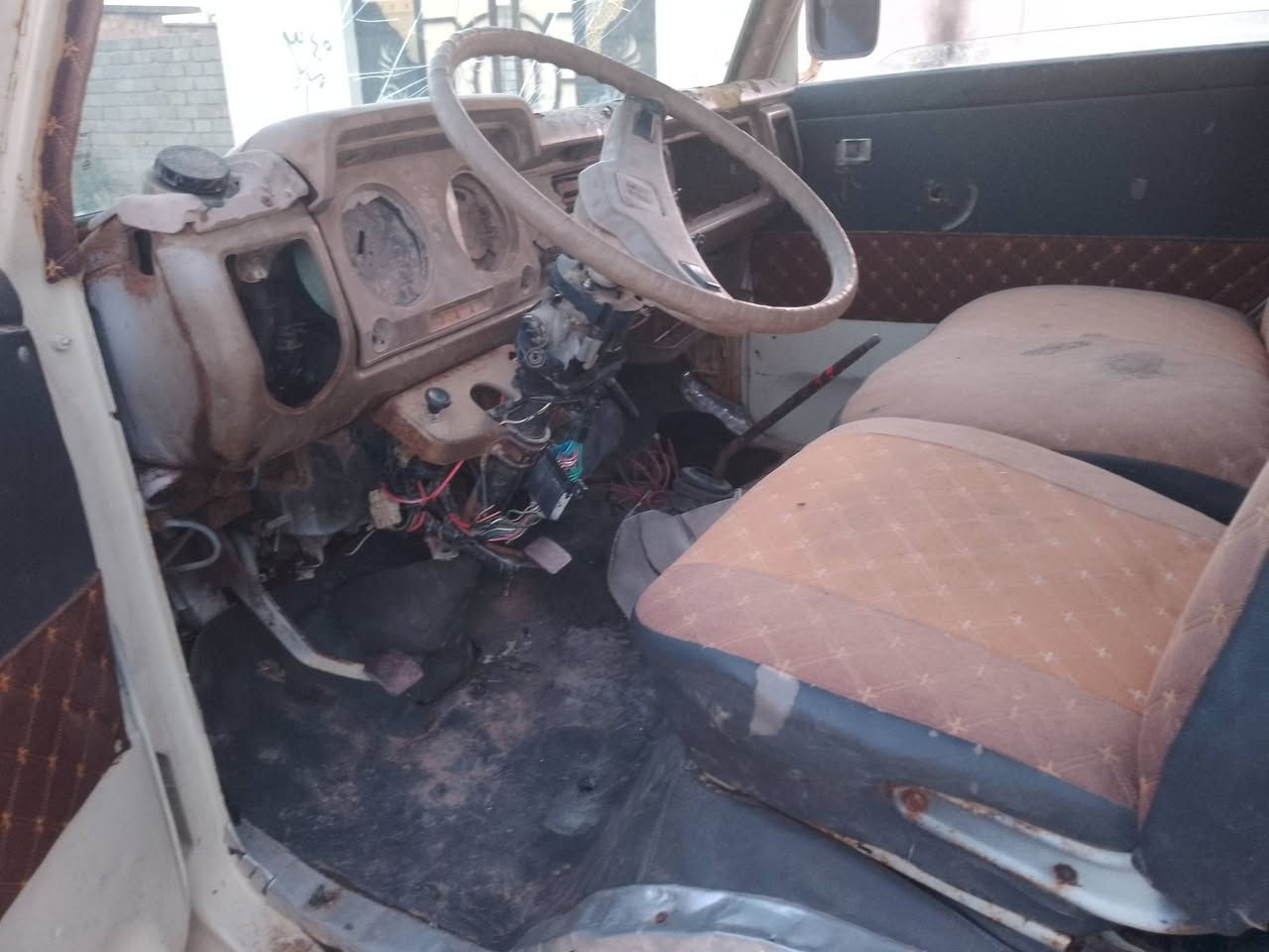 دانيه موديل 80 للبيع مال جناي كير اكسن محرك شرط محرك مال كصه تواير جدد 6 رقم وسنويه كركوك رقم قديم ابيع كوم حديد بس مكفول من الحكومه والعشاير صاحبه الشرعي موجود بس مايحول سعره 25العنوان موصل


**إذا كنت صاحب هذا الإعلان وتريد حذفه لأي سبب، رجاءا أرسل رسالة إلى الدعم الفني**