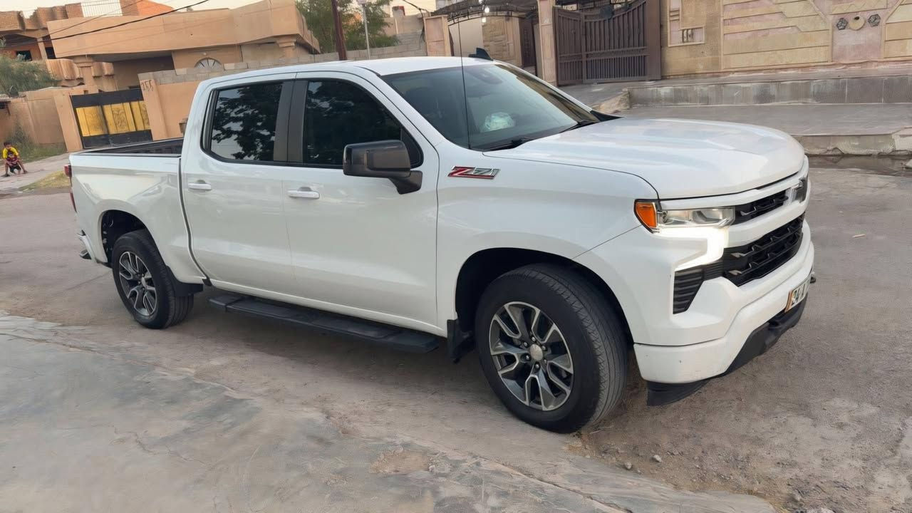 LT.71.2022
شوفليت سلفرادو 
عدد الأميال : 94.000 ميل
بدون ضرر وصبغ فقط شخط 
سلندر: 8 سلندر محرک: 5.3
الكاميرا الخلفية - التحكم على المنحدرات - كاميرا الأمامية - بصمة - مثبت السرعة - شاشة - مراقبة النقطة العمياء - التحكم التلقائي في درجة الحرارة - مقعد كهربائية - 8 وسادة هوائية - مصابيح زينون الأمامية - المصابيح الأمامية ليد - مانع الانزلاق - أبل كاربلاي - التشغيل عن بعد - 4x4 - ABS - رادار - كشافات ضباب
📍العنوان: تكريت شارع الزهور
***********
***********

