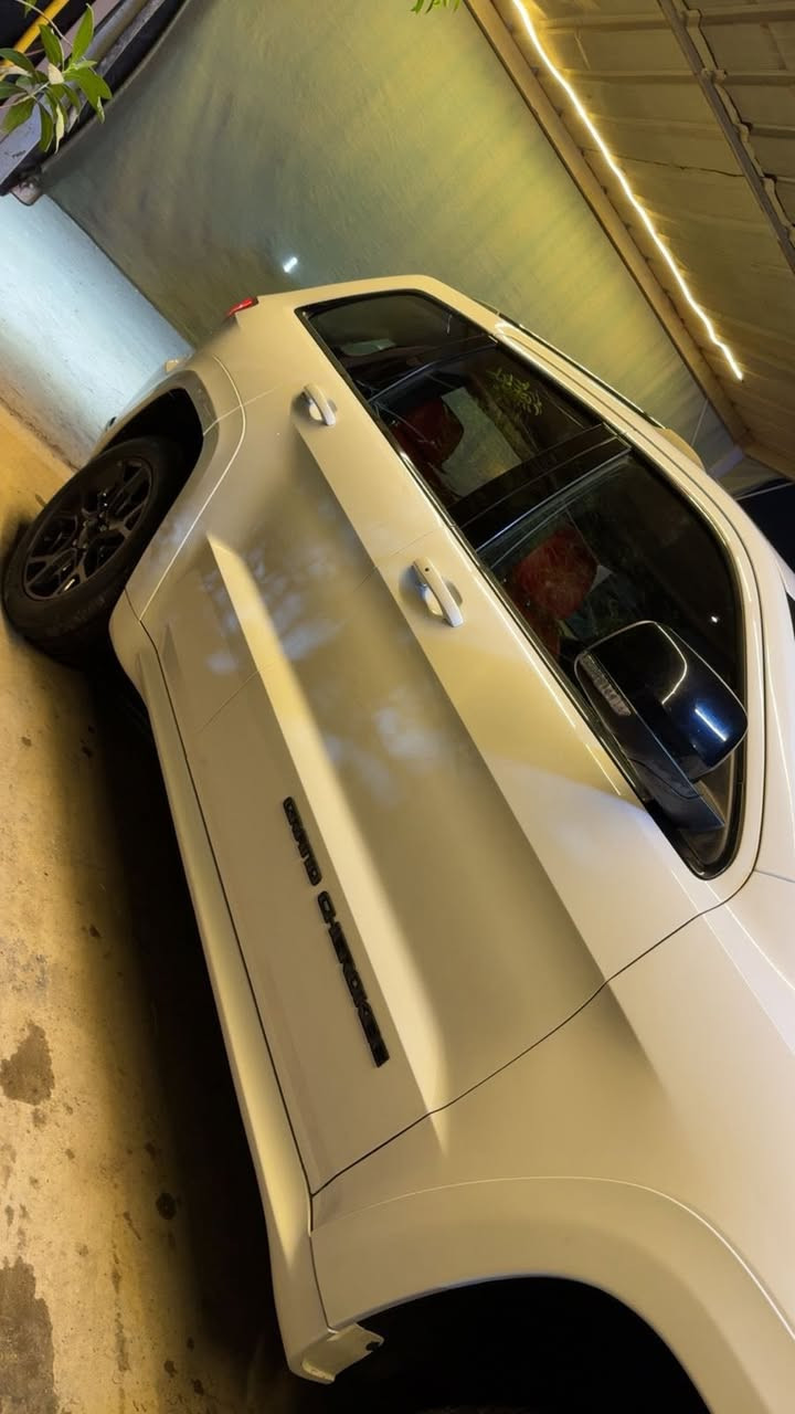 السلام عليكم جيب Sفول موديل2021كفاله عامه

جيب2021 Sفول كفاله  هارلم اربيل رقم داخل احمر مكفوله فقط تكحيل بسيط سونر موجود جديده السيارة العنوان اليرموك شارع نادي اليرموك 

السعر 33  الف دولار 

*********** 

صاحب السيارة
