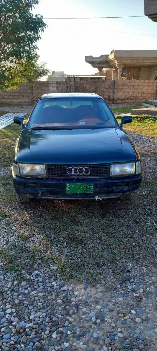 السلام عليكم اودي للبيع
سنويه ضايعه بيها واجهاا وكالات ام الباركود جديد تريد وكاله تريد تحويل 
كير محرك شرط 
طخم تاير جديد 
صدر جديد باور أصلها تبريد 
صبق جمالية سياره حلوه 
السعر 17بي مجال 
مكاني الشرقاط للاستفسار 
***********
