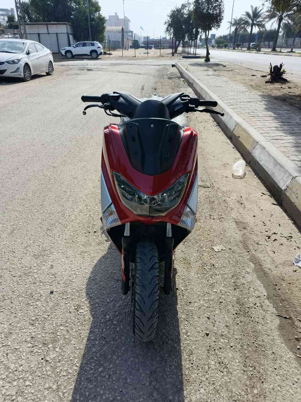 سلام عليكم
ان ماكس 2019 
كلشي شغال بيهة مكينة خير من الله 
مكاني كربلاء 
السعر مليون وربع (1250) 
***********
