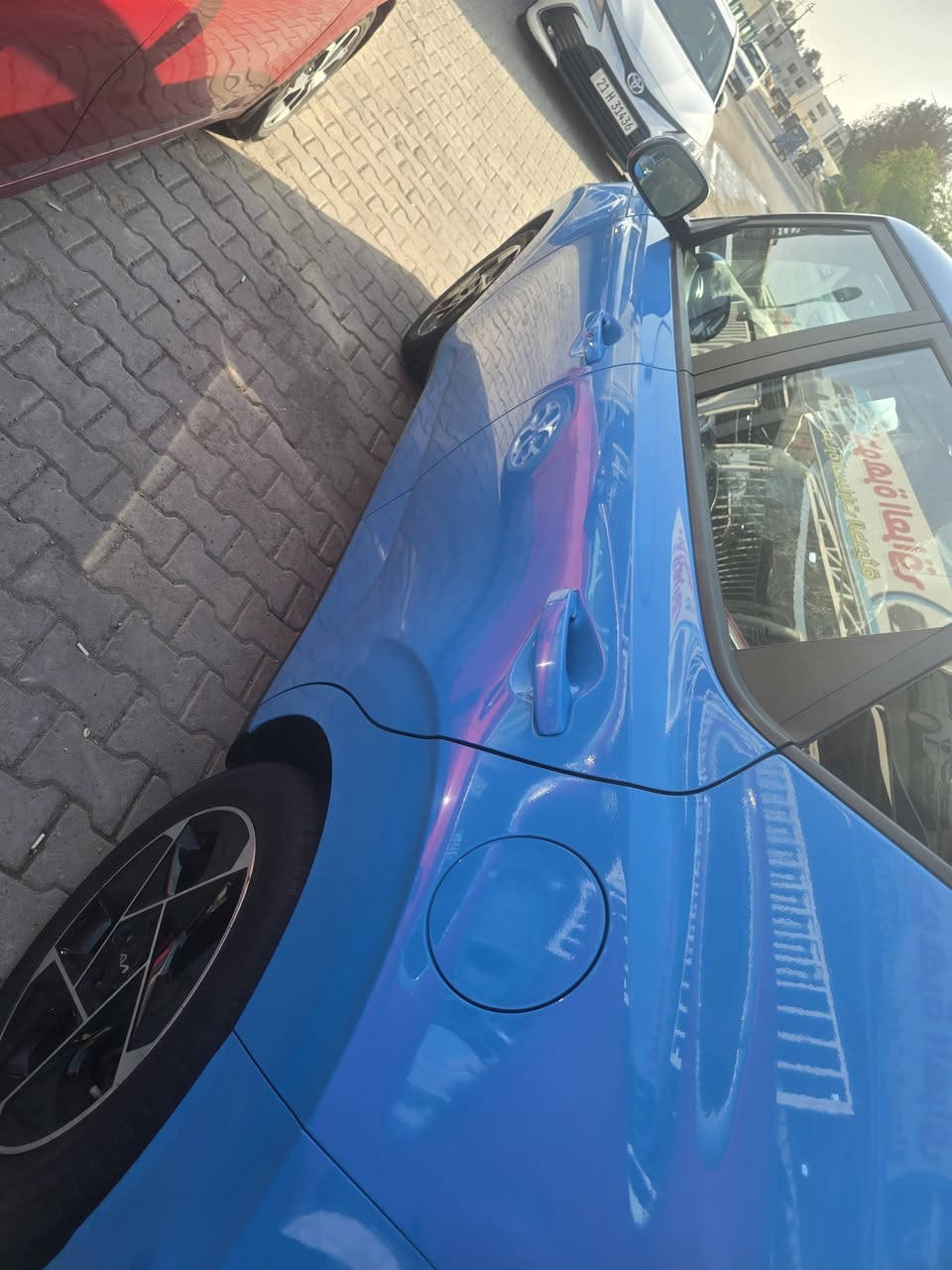 السلام عليكم..كيا صول..موديل ٢٣.رقم بغداد..باسمي.تحويل مباشر..فول مواصفات..السياره دايموند..بصمه تشغيل عن بعد..فتحه.فول رادارات..السياره بدون ايرباك..كشن السائق كهرباء..تدفئه كشنات..وبعد هواي مواصفات..مكان السياره ديالى..بعقوبه الجديده..مبايل ***********..بيع فقط بدون مراوس..
