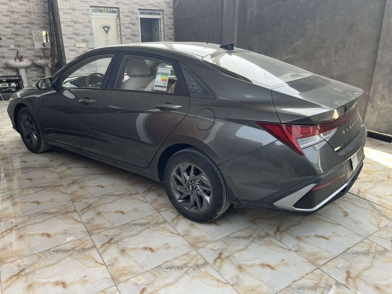 السلام عليكم
النتره موديل 24 خليجي كفاله عامه 
محرك 2000
***********
