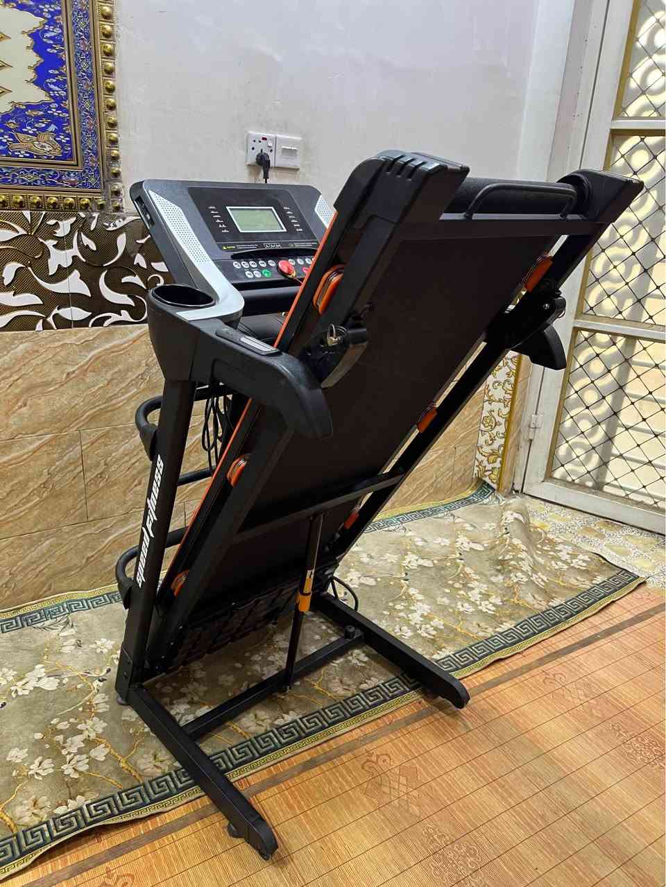 جهاز جري نظافته💯فتنس ماركة معروفه بي رجاج تكسير شحوم سرعه عاليه14.8 يحمل 140KG بي شاشه تعد وقت سعرات حراريه قياس نبضات القلب مسافه مقطوعه بي اواكس بلوتوث شاحن موبايل جهاز يطبك ومياخذ مساحه ملحقات كامله(قرص خصر++دمبلصات 2 هديه) سعره 280 الف بغداد يوجد توصيل محافظات *********** Colombo, Sri Lanka
