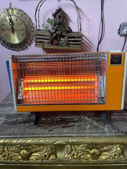 السلام عليكم هيتر سانيو نضيف جداً السعر ٧٥ قفل 
بغداد ***********
