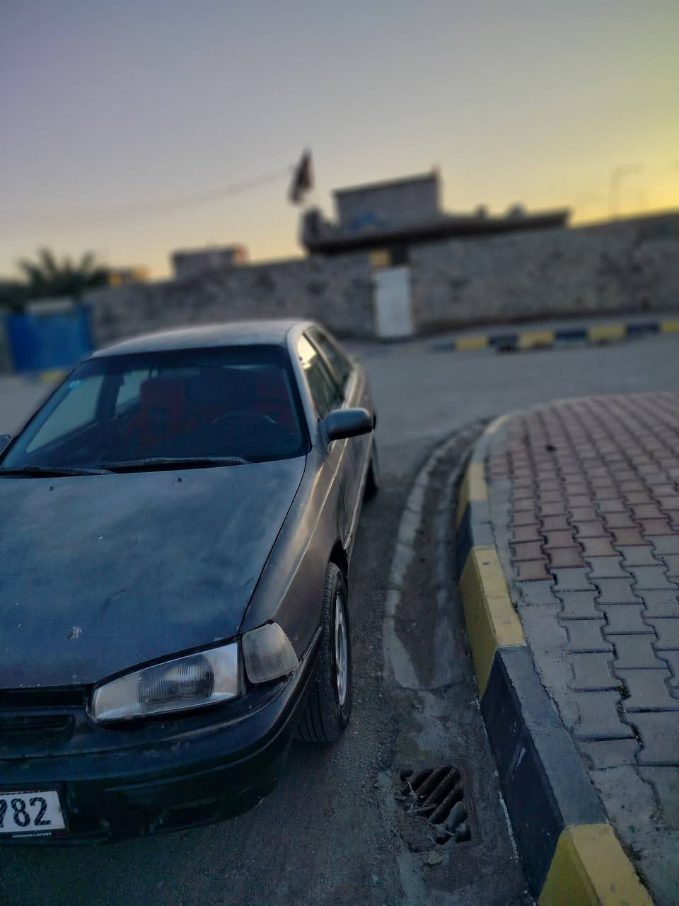 النترا اوتماتيك موديل 91 تخم تايرات كير ومحرك لاتنقيص ولاتبخير الكير أربع نمر يشتغل السيارة بلادية مامصبوغه كهربائيات كلها شغاله لايت عالي وناصي دشبول كله شغال السيارة صارلها سنه ونص عندي يعني مال جناي ترأي وين ماتريد اطلع بيها اخوان السياره ابيعها شرط التحويل ب30وبيها مجال حك العمله *********** الشراي يتصل
