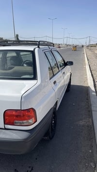 سايبه موديل 24 بيها الباب الايمن الخلفي مصبوخ واحد ذاب علي بطش باقي كل...