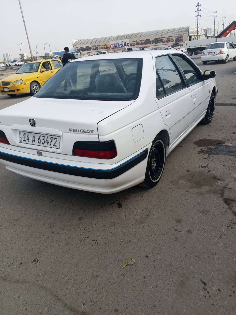 السلام عليكم 
بيجو بارص مديلها 12 جاهزة السياره تبريد حدادية تخم تاير مكينة كير جدد 
السعر 48 
عنوان السياره.البصره 
رقم الهاتف .***********
