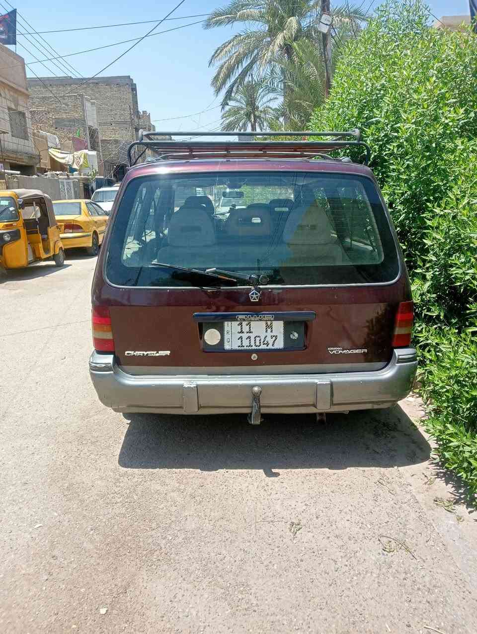 السلام عليكم دوج طويله كير ومكينه كامري ابو الچف 2000 رقم بغداد هزه جديده سنويه لل29تنتهي بااسمي السعر 36وبيه مجال الشعب بغداد غرفته حلوه ***********
