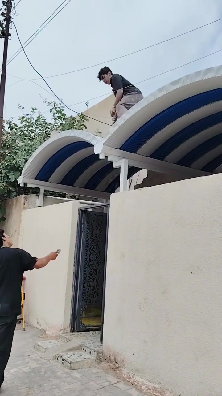 اقوى التخفيضات   للكيسبان بالبصرة🔥🇮🇶 لمدة ٣ ايام من معمل حيدر  المياحي💙 إنجاز سريع خلال ساعات
بكادر متخصص ومحترف! 
⏱️ننفّذ مظلات مقاومة للحرارة وعاكسة لأشعة الشمس! ☀️متوفر بجميع الألوان حسب رغبة الزبون! 
🎨سمك الكيربي 0.5 ملم، وباقي الحديد 2 ملم! 
⚙️الحديد يُصبغ بثلاث مراحل – أولها مانع صدأ! 
🛡️باقي الصبغ حسب اختيار الزبون! 
ننفذ الأعمال للقطاعين العام والخاص! 🏢
العنوان: البصرة – حي الزيتون – طريق صناعية حمدان – مجاور شركة تويوتا! 
📍للاستفسار: اتصل أو راسلنا عبر واتساب:*********** – *********** 📞
اقوى التخفيضات   للكيسبان بالبصرة🔥🇮🇶 لمدة ٣ ايام من معمل حيدر  المياحي💙 إنجاز سريع خلال ساعات
