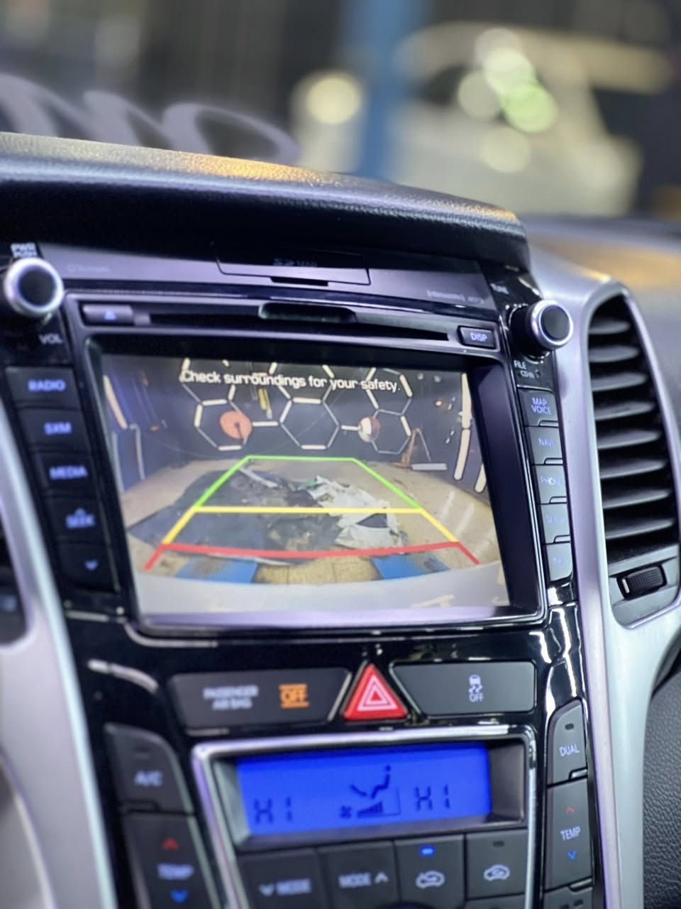 للبيع
سعر $118
هونداي اللنترا هاشباك٢٠١٦
ماشية 155
محرك ٤سلندر حجم 20جي دا اي كير اوتوماتيك AT المرغوب شرط المحرك والكير  بدون دوانز بدون دوانز 
رقم اربيل 
سنويه جديده
🚫سيارة كود واحد صبغ شوي من الجاملغ والبوند بدون دواخل 
فول مواصفات 
سقف بانوراما 
كشنات جلد 
هيتربالكشنات
     مودات القياده
 Eco Normal  sport comfort 
شاشة كامرة 
حساسات فول 
تحكمات ستيرن 
كروز سرعه
 زينول لايت. 
تبريد قطعتين امامي 
ويل كروم حجم 17
4دسك 
مرايا تعتيم
حساس جام ضباب  
كشن كهرب  
تبريد ثلج ❄️❄️❄️
سيارة جاهزه 
موصل الايسر 
 واتساب ***********
