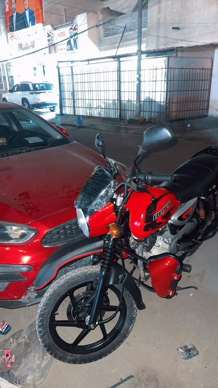 السلام عليكم بوكسر موديل 2023 كاملة مكملة اورق وكمرك دراجة كبل للشارع ربت متصرف عليهة تاير امامي جديد كلج جديد جامة جديدة  سعر 1700 وبيهة مجال عنواني بغداد الاعظمية *********** اتصل وتدلل❤️🍒
