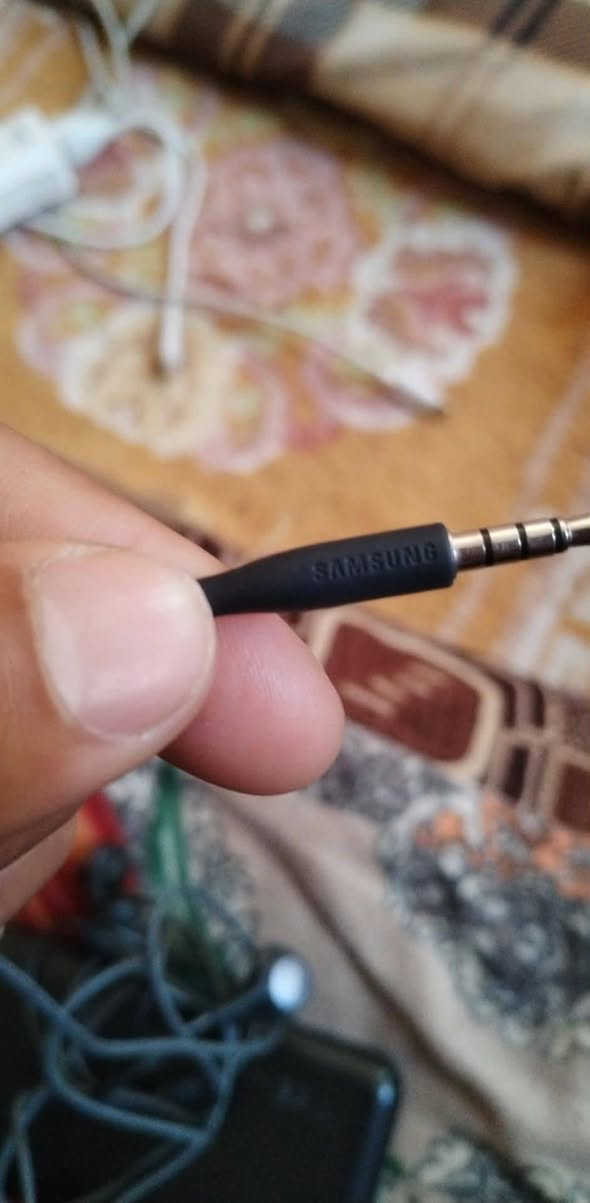 سماعه سامسوك اس ٢٥
سعره بسوك ٣٥ اخت جديده سعر ٢٠الف


**إذا كنت صاحب هذا الإعلان وتريد حذفه لأي سبب، رجاءا أرسل رسالة إلى الدعم الفني**