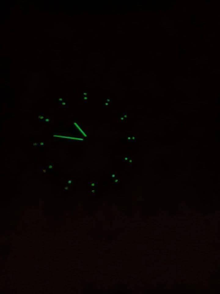 قطعة واحدة فقط ساعة جديدة  رولكس سويسري الصنع الأصلية بضاعة امزون  شرط الفحص السعر ٣٠ الف وتتوفر خدمت توصيل مجاني المنتج مطابق للصورة ومطابق للجودة في الصورة


**إذا كنت صاحب هذا الإعلان وتريد حذفه لأي سبب، رجاءا أرسل رسالة إلى الدعم الفني**