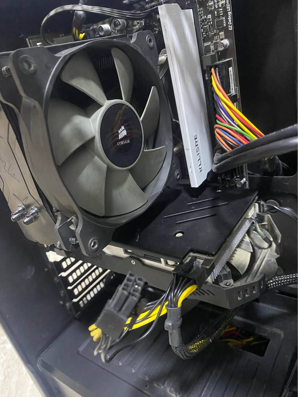 السلام عليكم 
تجميعه كيمنك جيل تاسع
وندوز 11 pro اصلي
المعالج i5-9600KF 
مذر بورد MSI pro GAMING
رام 8 DDR4 3200 hz
هارد Ssd250
كارت شاشه RX580 8G 2084
منصب بيها العاب 
جيتي اي gta v
تومب رايدر 
بتلفيلد 3
بيس 2021
كول اوف ديوتي
ببجي 
السعر ٥٠٠ الف وبيها مجال
مكاني بغداد بغداد, العراق


**إذا كنت صاحب هذا الإعلان وتريد حذفه لأي سبب، رجاءا أرسل رسالة إلى الدعم الفني**