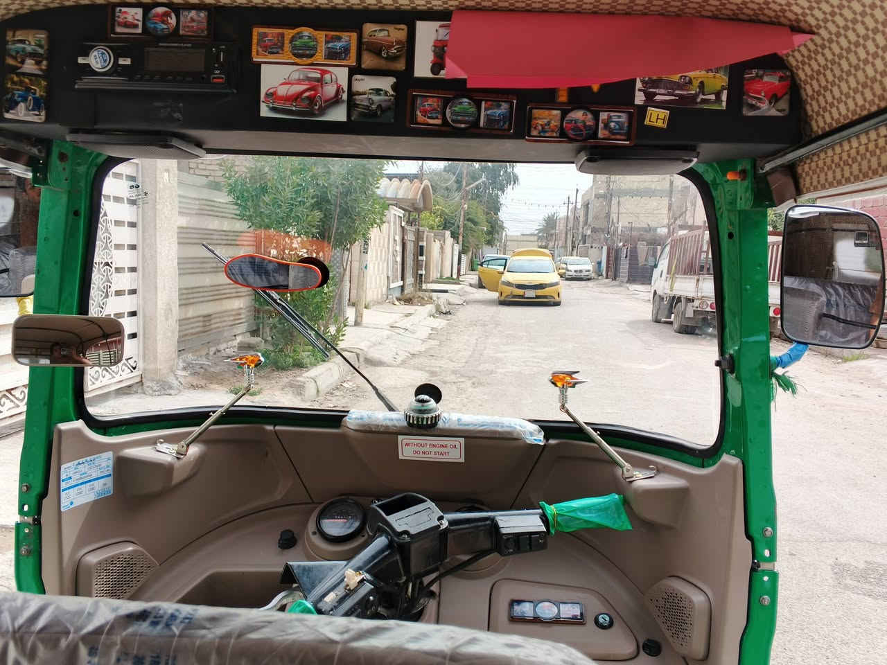 السلام عليكم تكتك ٢٢ رقم و سنويه انكليزي كامله كبل للشارع بيهه دوس و بارد يم البك للايت صغير حيل  تكتك حلو ه ما ناقصهه شي السعر ٩ و نص وبيهه مجال مكاني بغداد البياع شرطة الخامسه رقمي ***********
