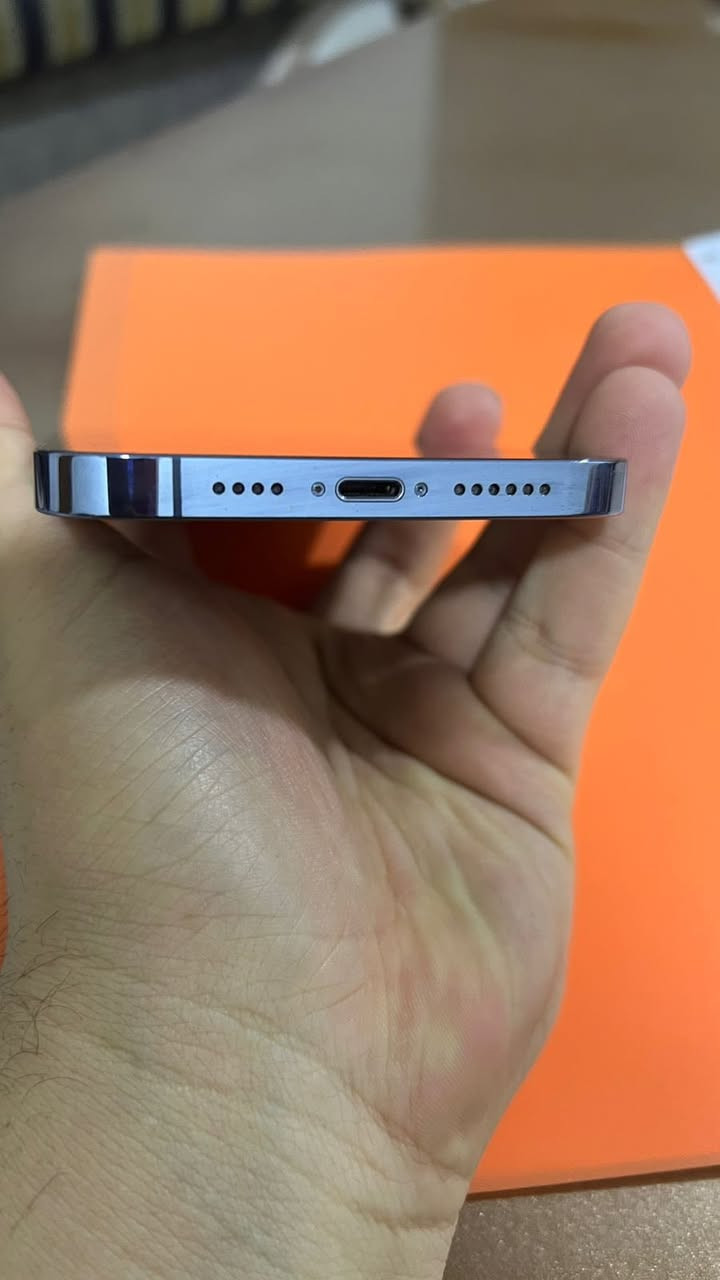 السلام عليكم 
للبيع فقط ايفون 13pro maxذاكرة 256 بطارية 94 نموذج M امريكي مكاني كوت حي الجامعة مجمع الرواد السكني سعر 730 وبي مجال كلش بسيط ***********
