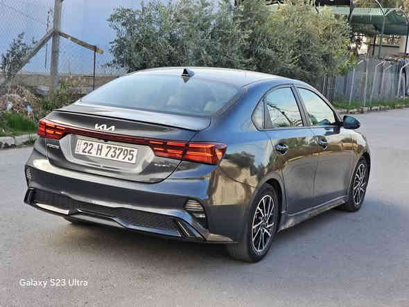 سلام عليكم 
للبيع 
سعر 125
كيا فورتي 2022 جي تي لاين 
مواصفات فول عدا السلايت 
ماشيه 83 الف 
كابون بنزين بيها ⛽️ 
3 أنظمة قيادة سبورت سمارت نورمل 
تحديد مسار توقف ذاتي كروس سرعة نقط عمياء جانبية 
قيادة ذاتية ومانع انزلاق رادار خلفي وأمامي  بصمة ابواب مع إشارة ترحيب تشغيل عن بعد شاشة جبيرة 10 in ستيرن حرف D  سيارة محرك 2000 دوش شرط المحرك والكير
🚫صبغ 6 قطع  بدون دواخل مرفق السونر ورقم الشاصي بلمنشور 🚫
رقم اربيل الجديد شرط التحويل 
السياره جاهزه 
للإستفسار الاتصال 
***********
***********
