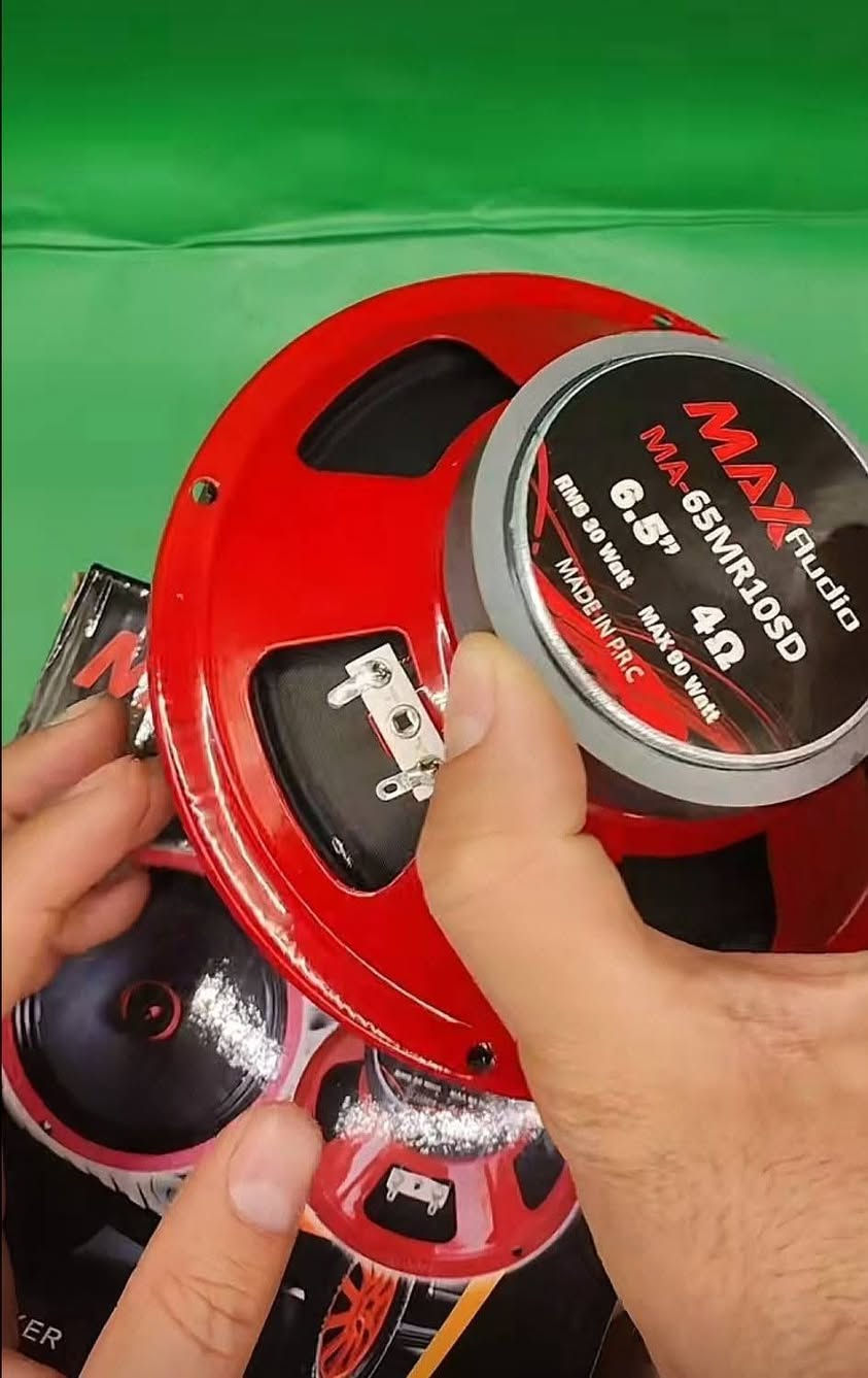 (حجم 6ونص انج) ماركة ماكس الاصلي  بشرط سعر زوج  25  متوفر توصيل لكل العراق5


**إذا كنت صاحب هذا الإعلان وتريد حذفه لأي سبب، رجاءا أرسل رسالة إلى الدعم الفني**