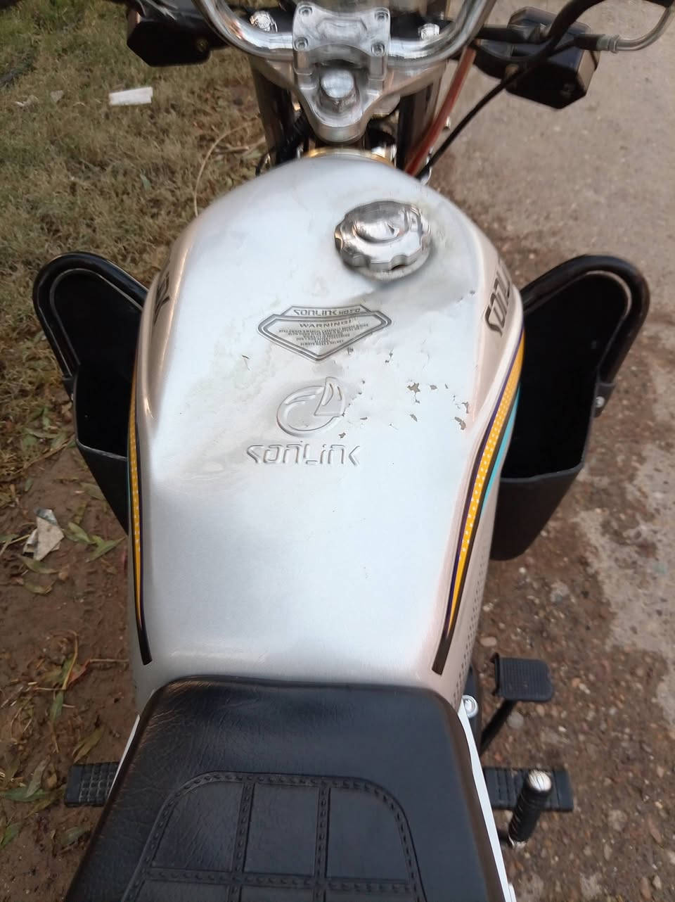 السلام عليكم للبيع دراجه ستيفان سولنك موديل 2024 شكل 25 دشبول أيباد محرك 200cc محرك ظاغطه وزنجيل دراجه جديده محرك مكفول كهربائيات كله شغاله مابيه أي نقص بس طعجه صغيره با تانكي الباقي كفاله عامه بصمه تشغيل عن بعد جنطه ودرع هورن سيدان أوراق اصوليه كارتونيه ومنفيس مامكمركه بدون كمرك ماتترقم السعر 825 وبين مجال حك الجيه المكان بغداد المدائن سلمان باك الاستفسار أكثر الاتصال على الرقم *********** ولي ماعاجبه السعر لا يعلق ويكسر بحلال العالم
