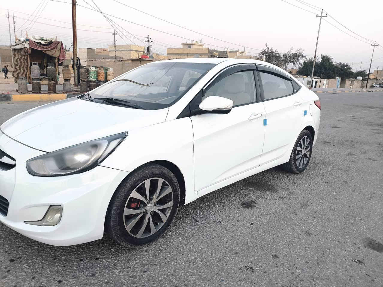 السلام عليكم اكسنت موديل 2012 خليجي مكينه 1600دوش بيها 4قطع صبغ ابيع احزام السونار موجود بالمنشور حدادية جديدة كير مكينة تدفئة تبريد جاهزات رقم بغداد تحويل مباشر  السعر 82 مكاني كربلاء للاستفسار ***********
