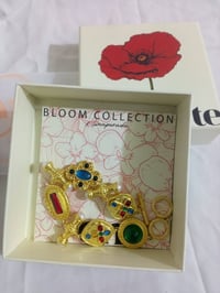 اساور • طلاء ذهب • احجار