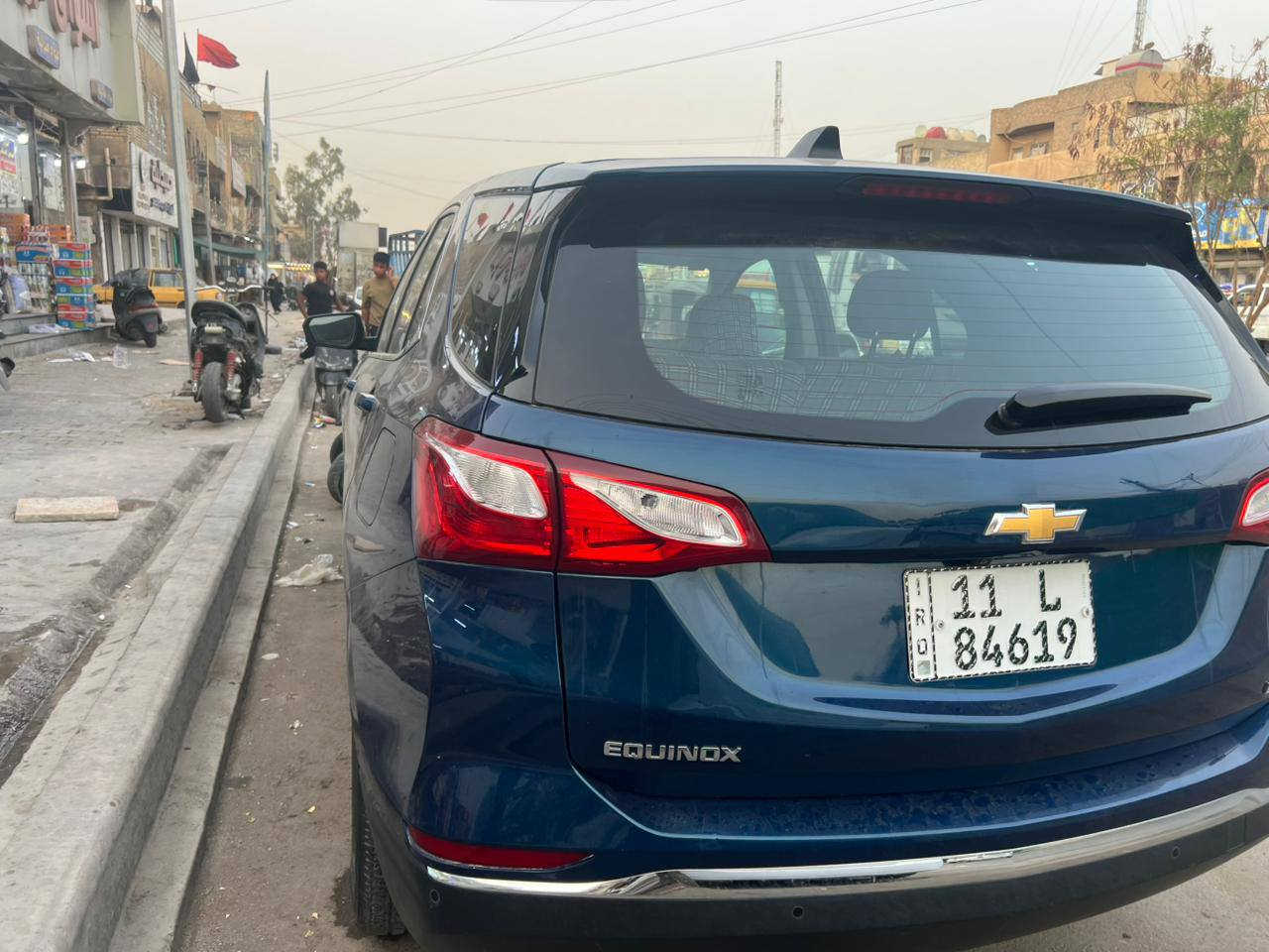 السلام عليكم
شوفر كوينكس رقم بغداد 
موديل 20  LT 
مواصفات فول عدا الفتحة

تشغيل عن بعد

صندوق كهربائي

نقطة عمياء 

تثبيت السرعة 

سنوية جديد وهزة جديد بسمي 

كشن كهربائي 

حادثها جاملغ ايمن وشوي من البنيد بدون ايرباك

الحادث مرفق مع الصور 

رقمي ***********
السعر 135
وبيها مجال قليل حك جية
مكاني بغداد مدينة الصدر
2gnaxjevxl6109322رقم الشاصي
