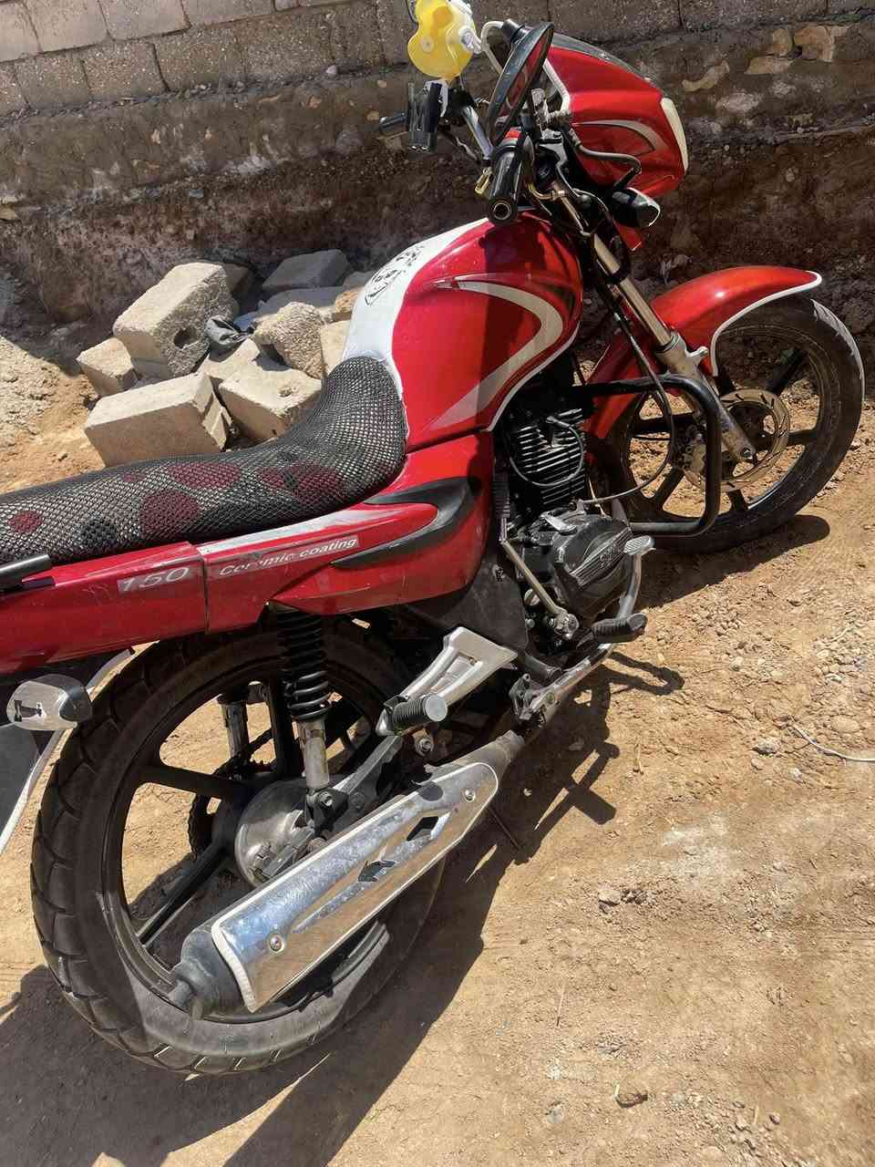 موطور سايم للبيع اوراق نضيف مثل ما بيمن ب الصوره السعر 650 بي مجال قليل للشراي اتصال واتساب ***********
