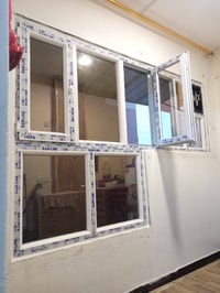 قاطع بلكون امامي • زجاج برونزي ٤ملم • ساحة ٢٠٠٩