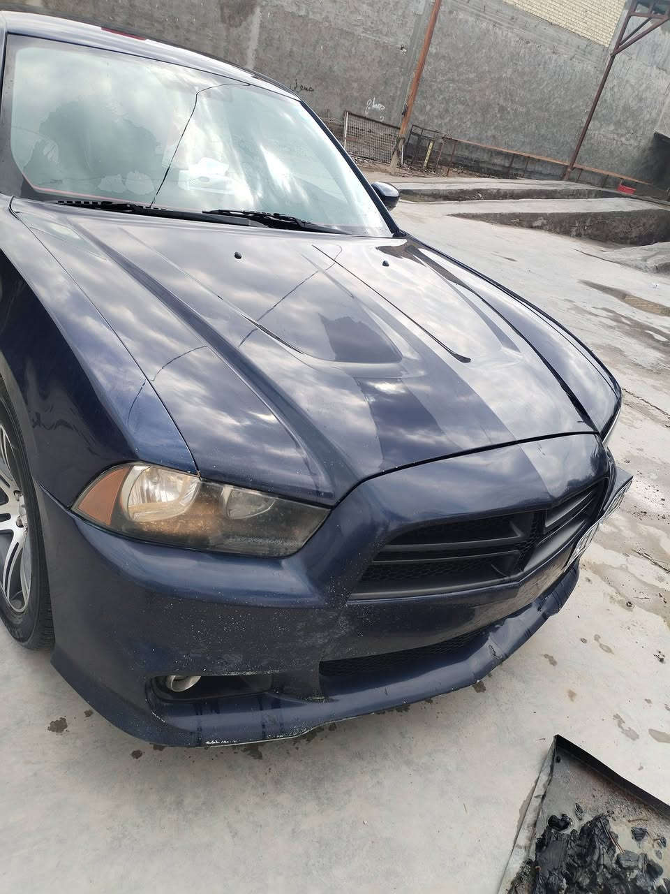 السلام عليكم
للبيع جارجر 2014 رقم بغداد المكان السماوه السعر 165 رقم الهاتف ***********
