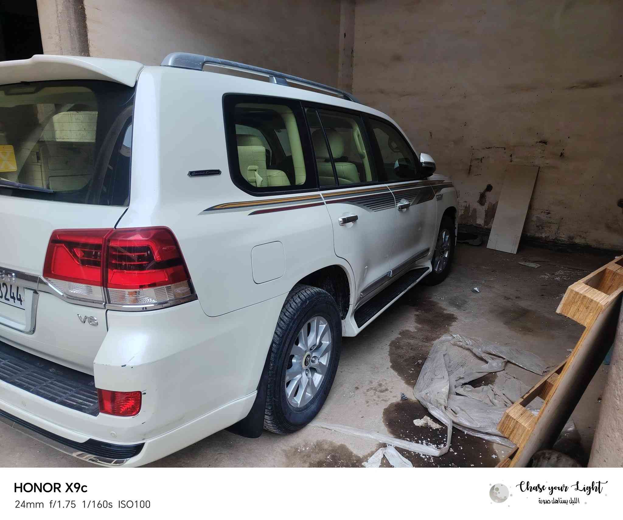 السلام عليكم جكسارة للبيع ٢٠١٦ مكفولة السعر ٤٧٠٠٠ دولار للاتصال ***********
