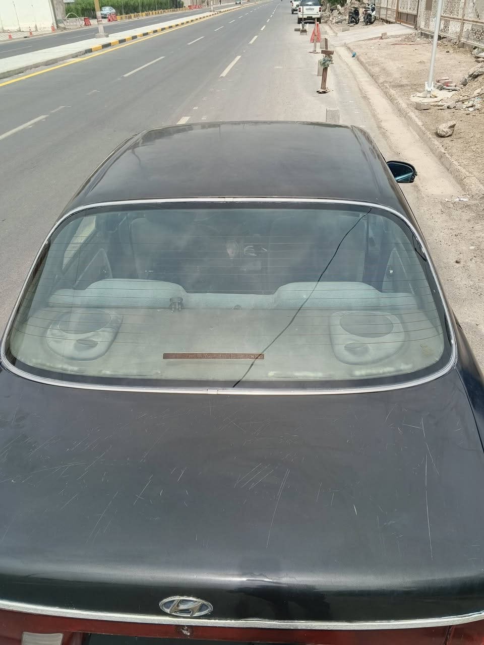 السلام عليكم سوناتا للبيع  محرك الفين تبريد كامل  سيارة جاهزة كير اوتو  بعض التفاصيل بالمقطع فيدو  سيارة بسمي  للبيع او مراوس بسيارة صفرة اجرة ويكون حسب الاتفاق  رقمي ***********
